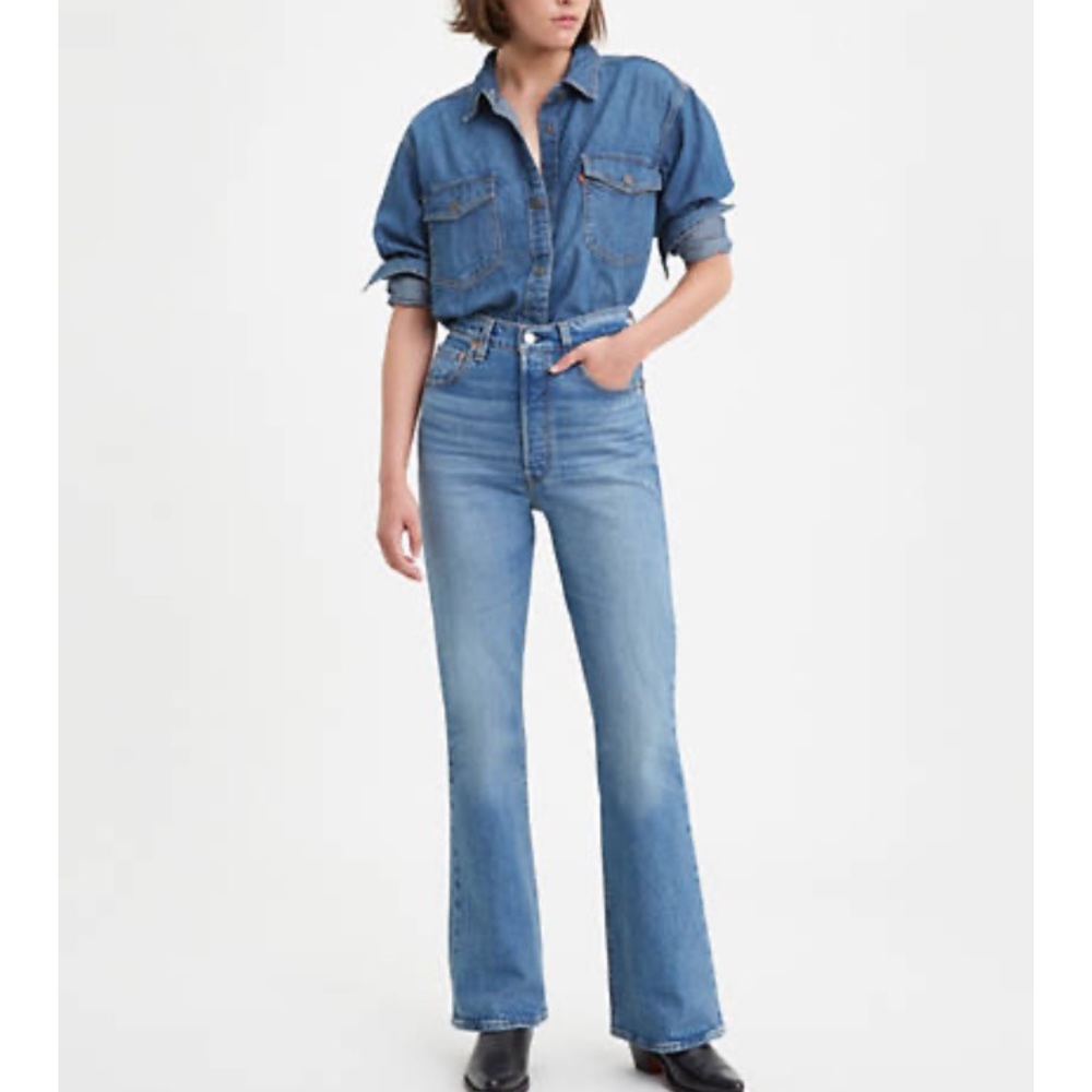 Levi’s Ribcage Flare jeans - NWT - Picture 4 of 7